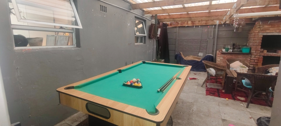 3 Bedroom Property for Sale in Portlands Western Cape